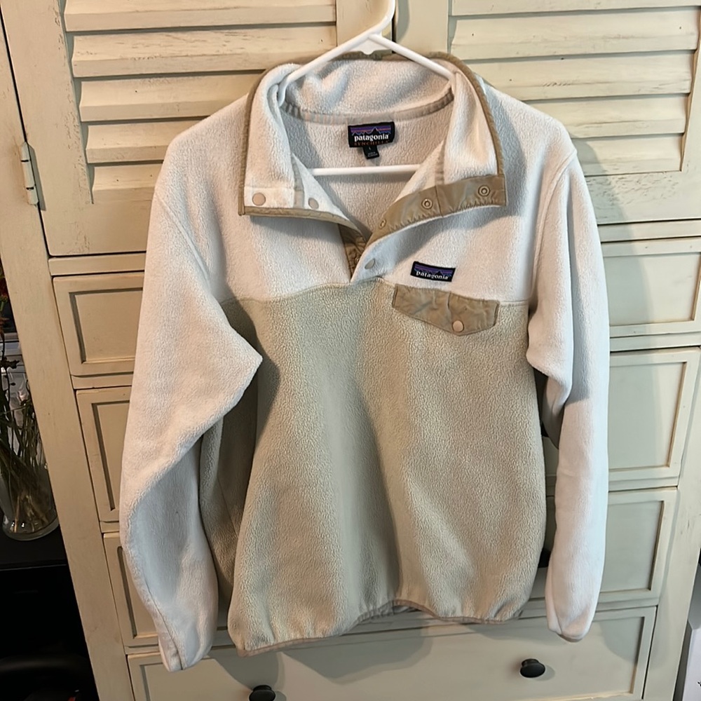 Patagonia womens synchilla pullover white and tan size large